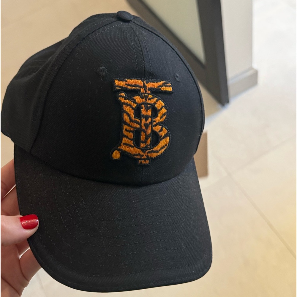 Burberry cap